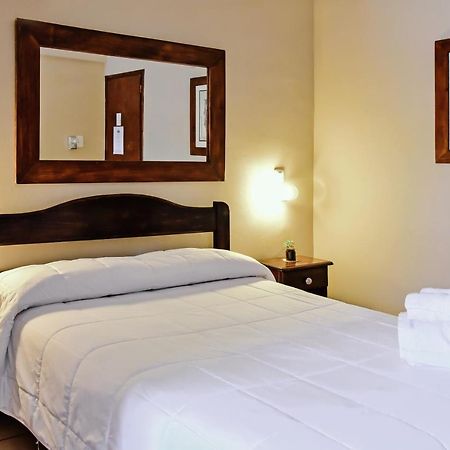Hotel El Paraiso De La Sierra Тандил Экстерьер фото