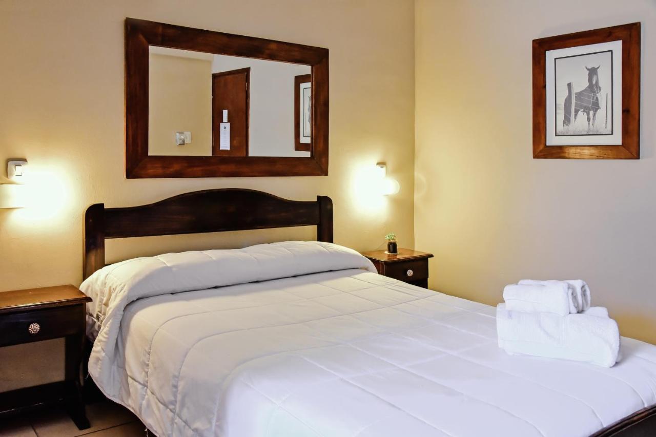 Hotel El Paraiso De La Sierra Тандил Экстерьер фото